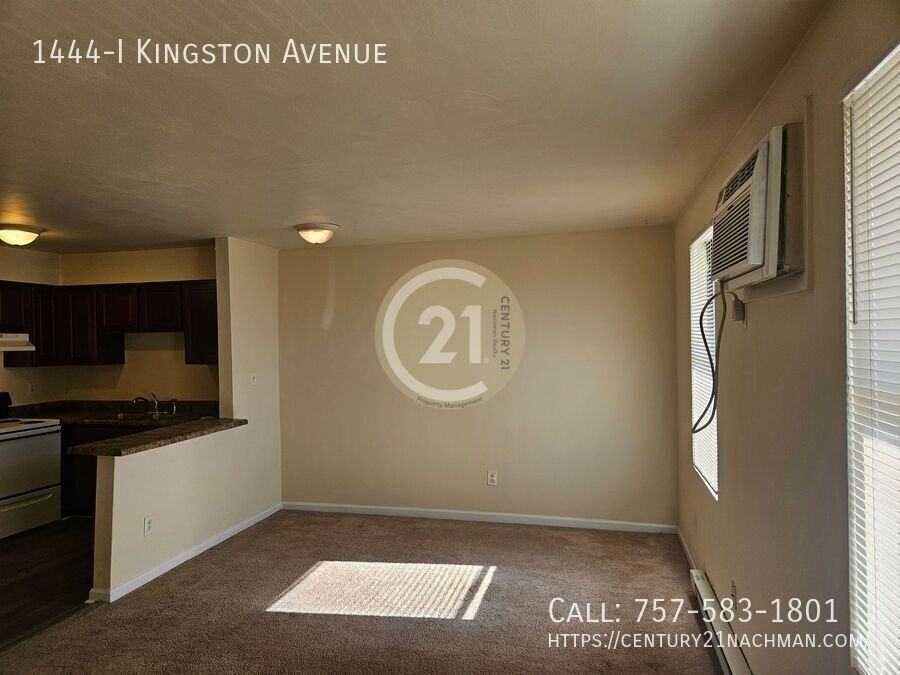 1444 Kingston Ave Apt I - Photo 3 of 13