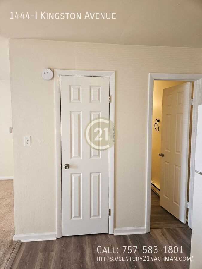 1444 Kingston Ave Apt I - Photo 7 of 13