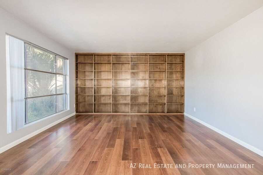 2019 N 66th St - Photo 3 of 23