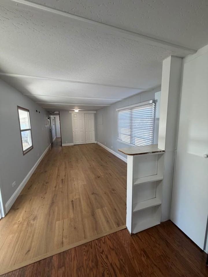 168 Lamplighter Ln - Photo 3 of 6