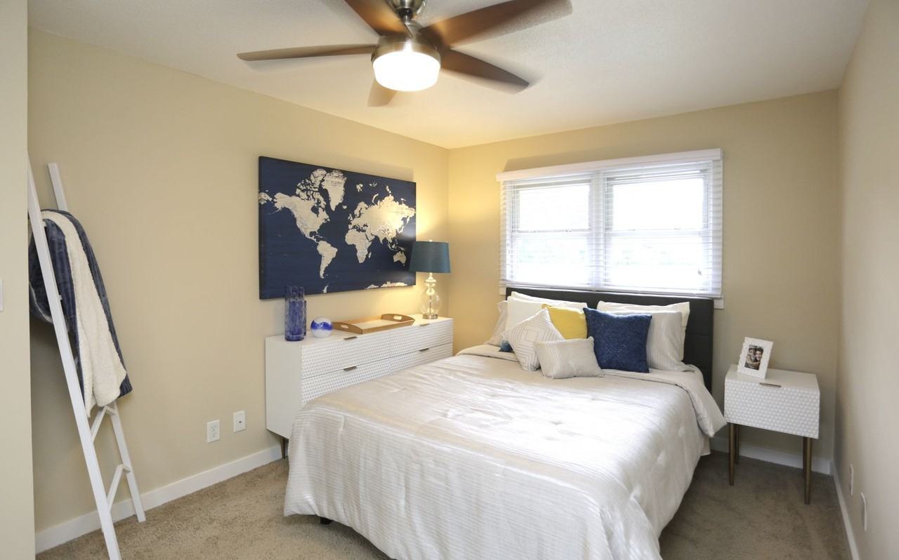 121 Western Villa Dr - Photo 5 of 37