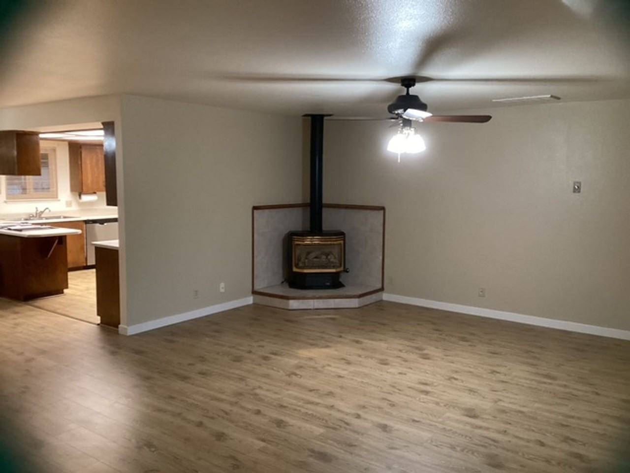 329 Byron Way - Photo 3 of 18