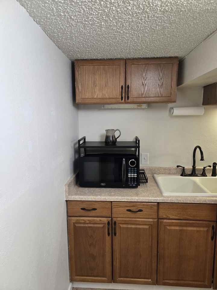 1205 W Sylvan Dr #2A - Photo 6 of 9