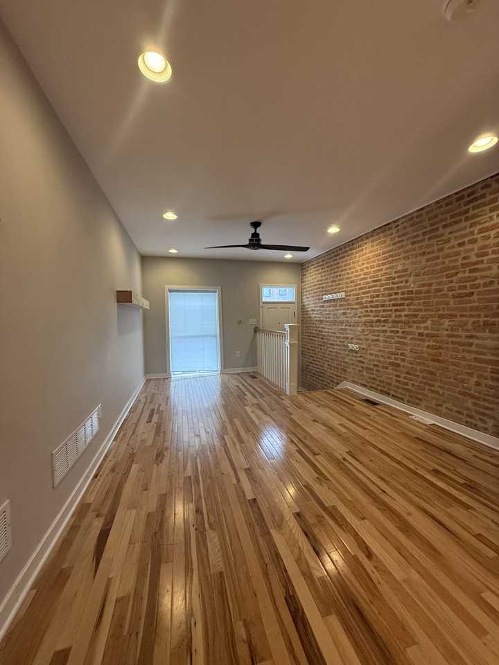 149 N Potomac St #MAIN - Photo 7 of 35