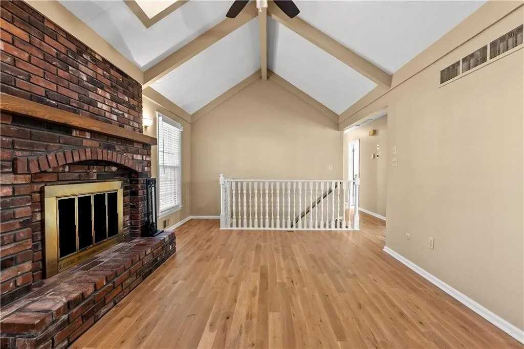 1502 Sw 9th St #NA - Photo 6 of 29