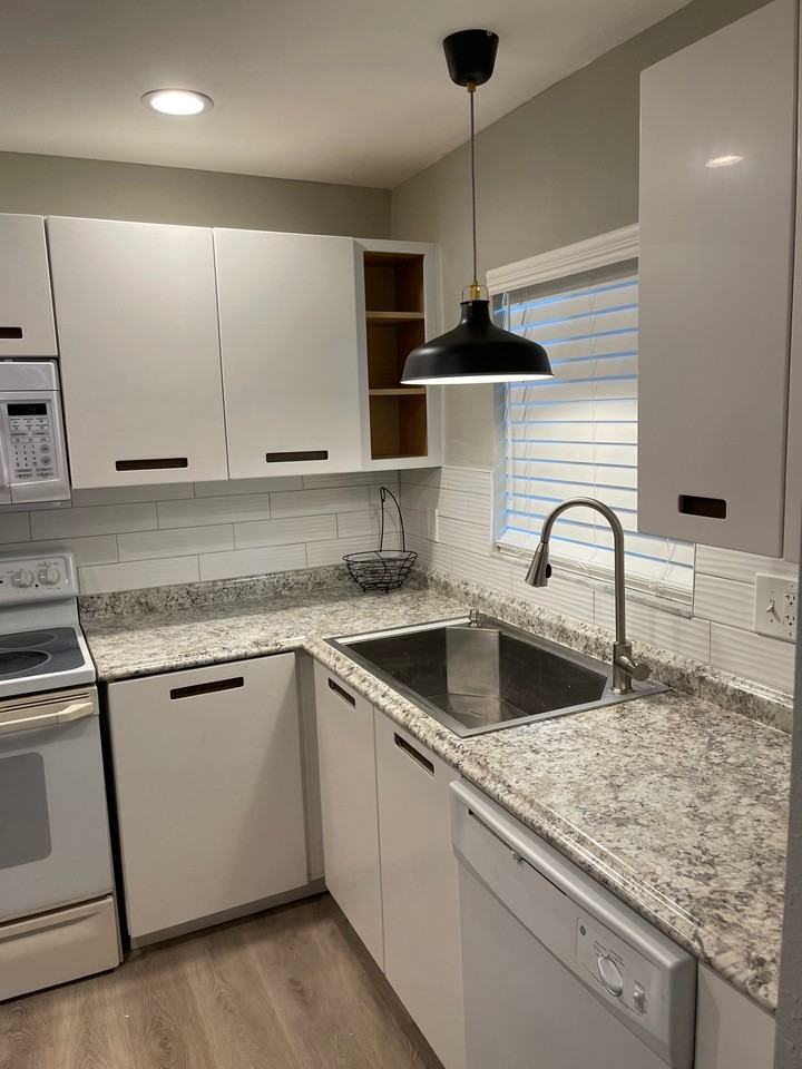 Eastwood Dr #A - Photo 6 of 14