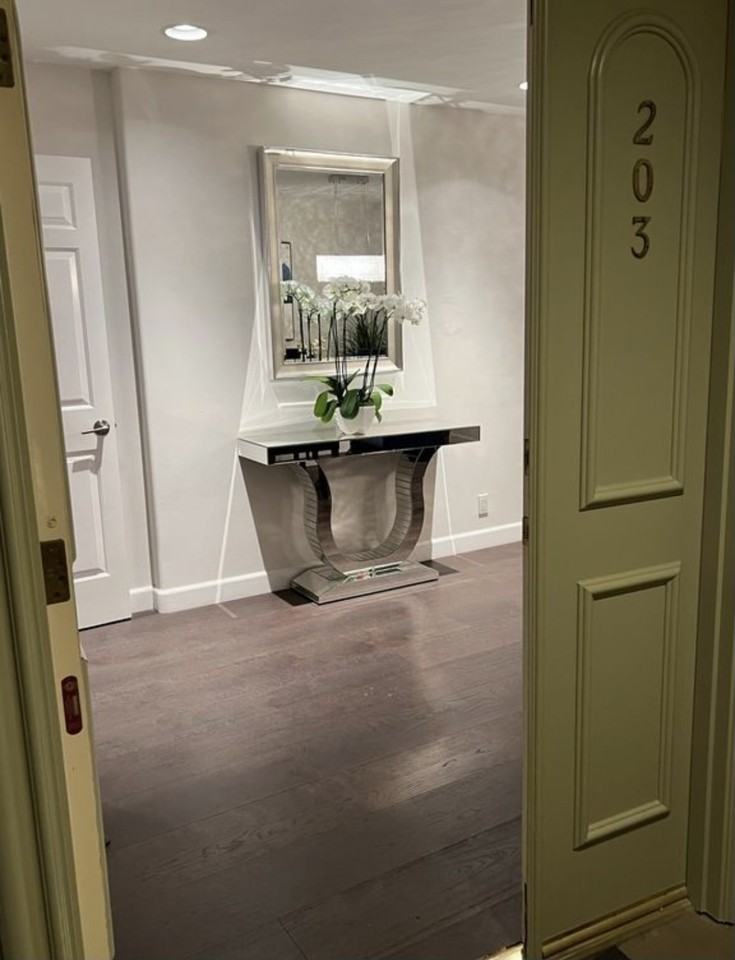 1817 Selby Ave #203 - Photo 2 of 15