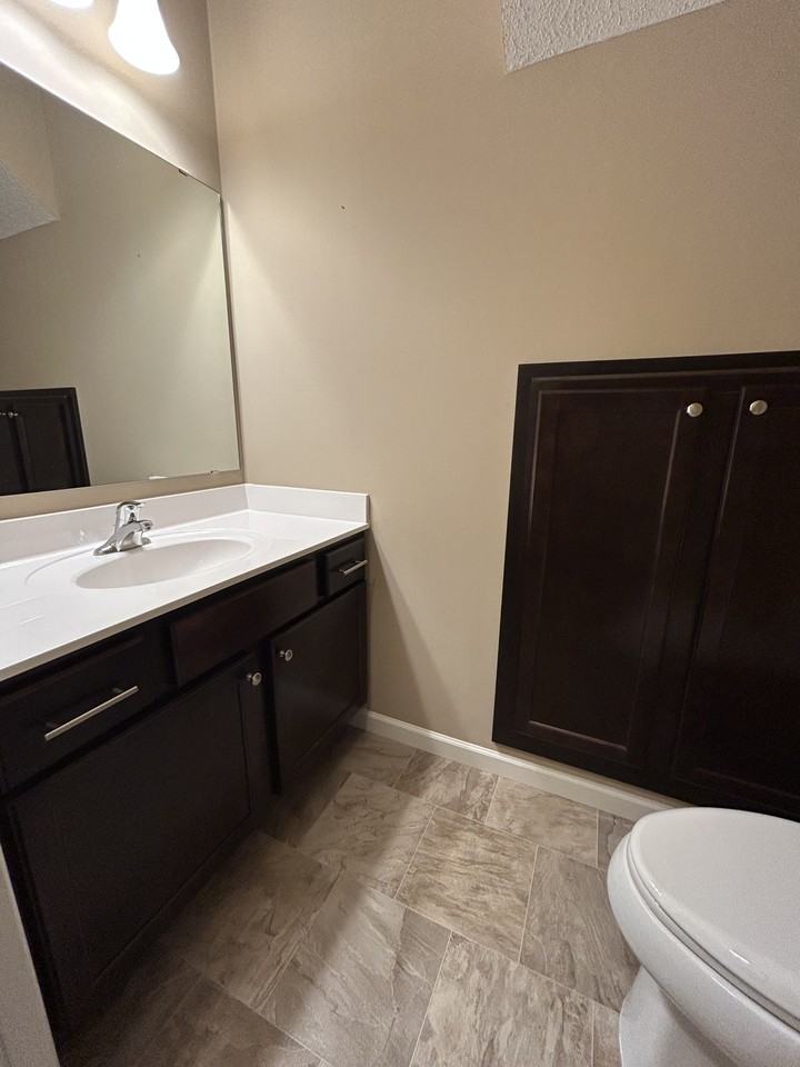 1010 Van White Memorial Blvd #1 - Photo 7 of 23