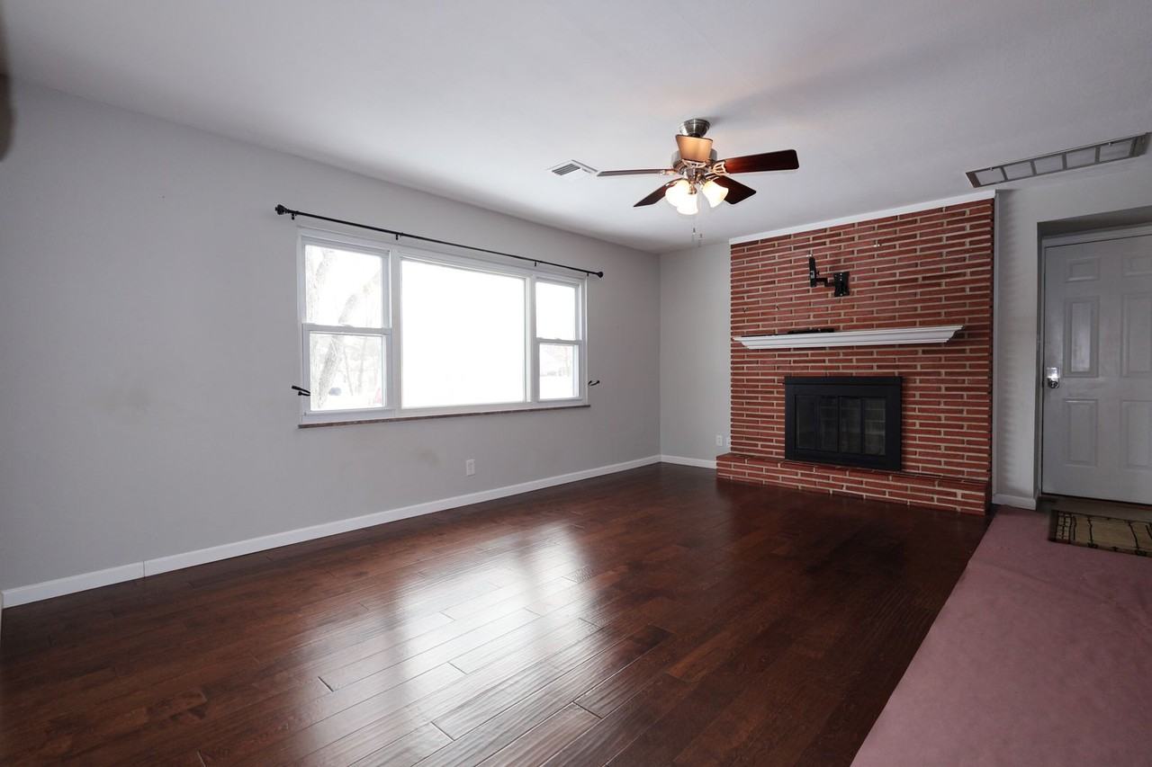 5140 Ambs Rd - Photo 3 of 34