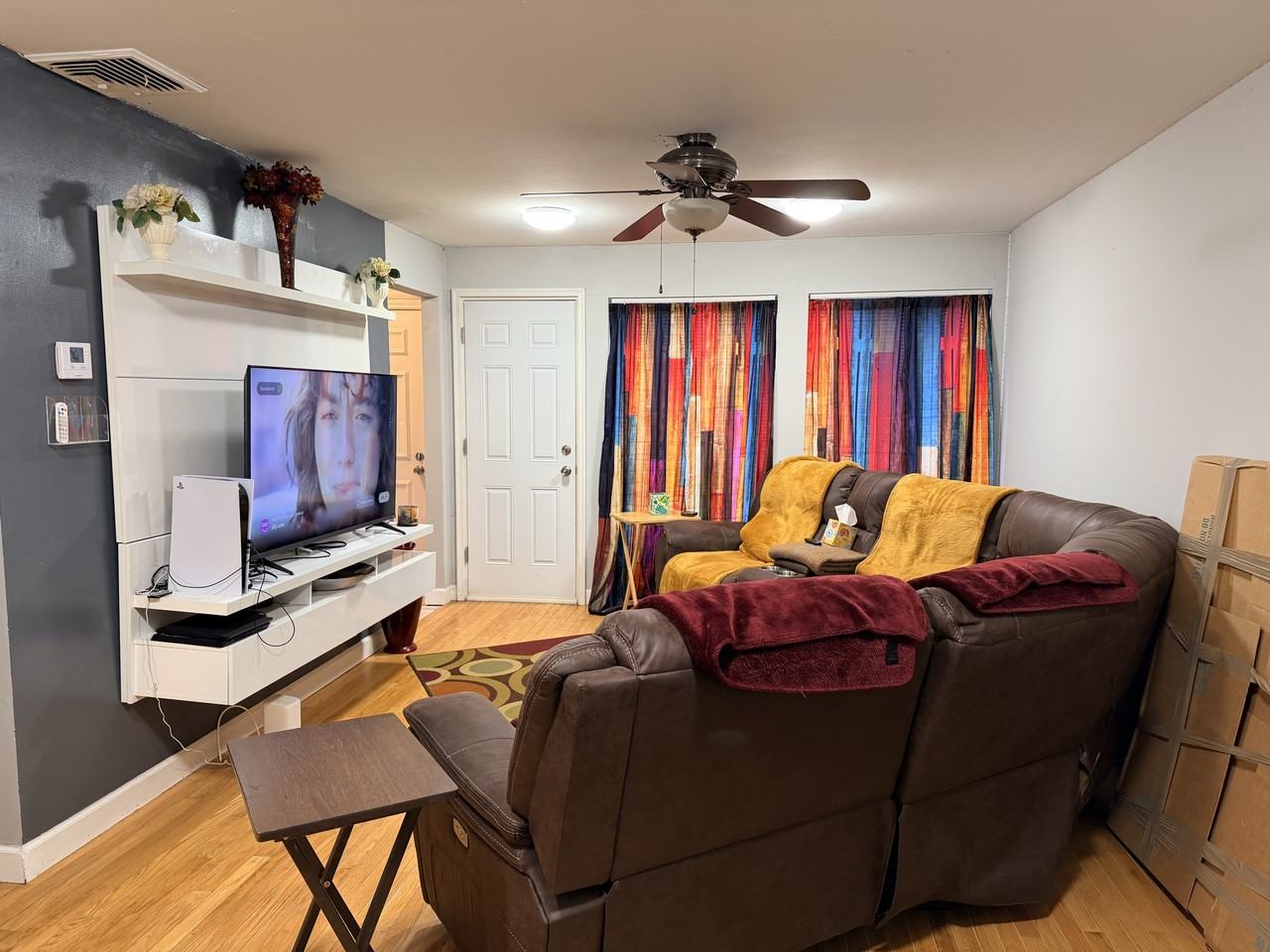 2 Stevens Pl #2 - Photo 2 of 26