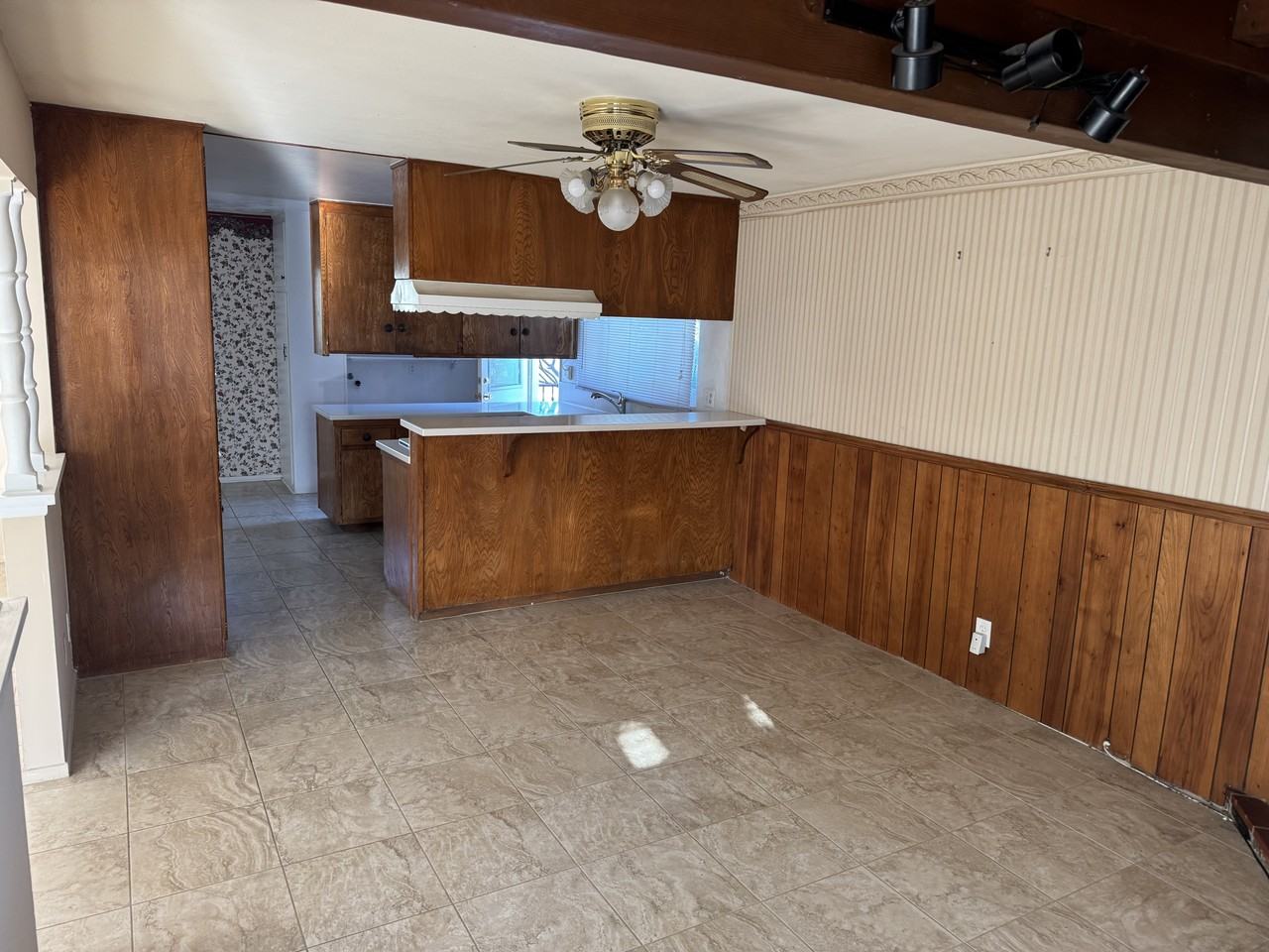 15856 Lawnhill Dr #NA - Photo 4 of 14