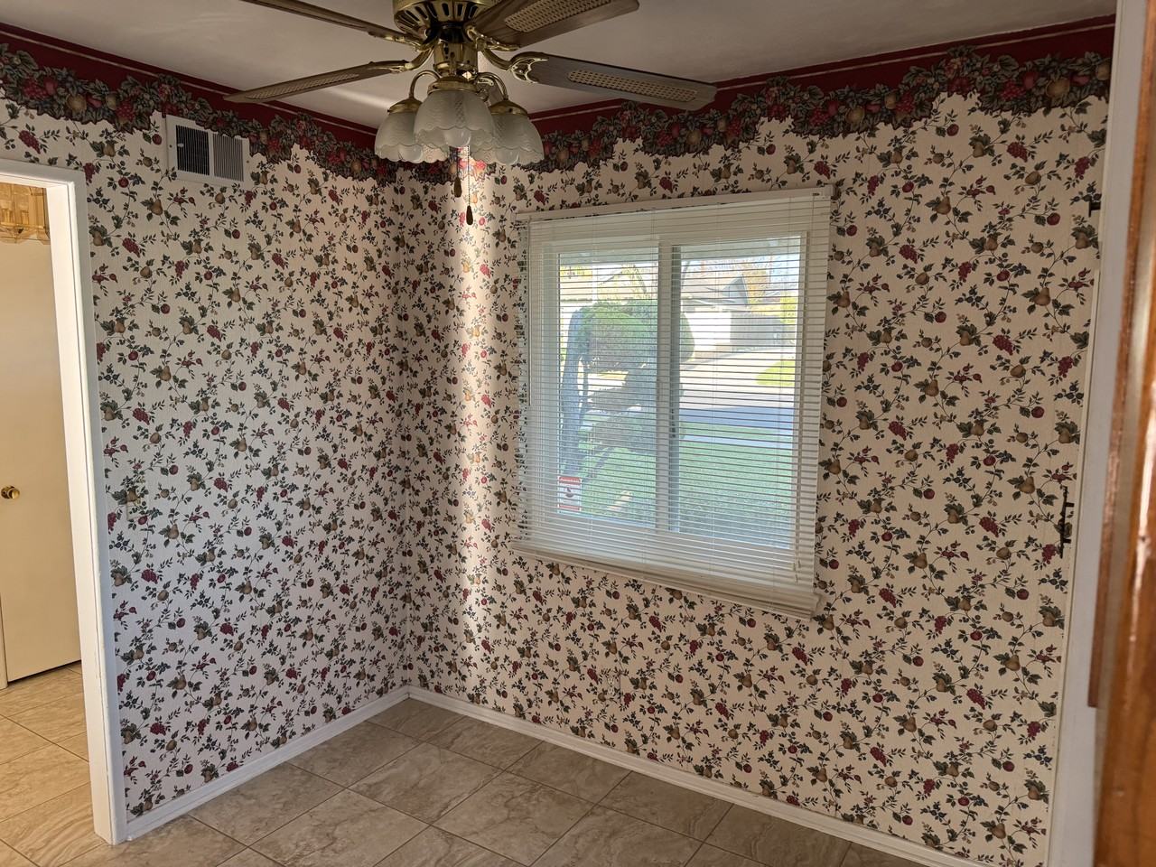 15856 Lawnhill Dr #NA - Photo 6 of 14