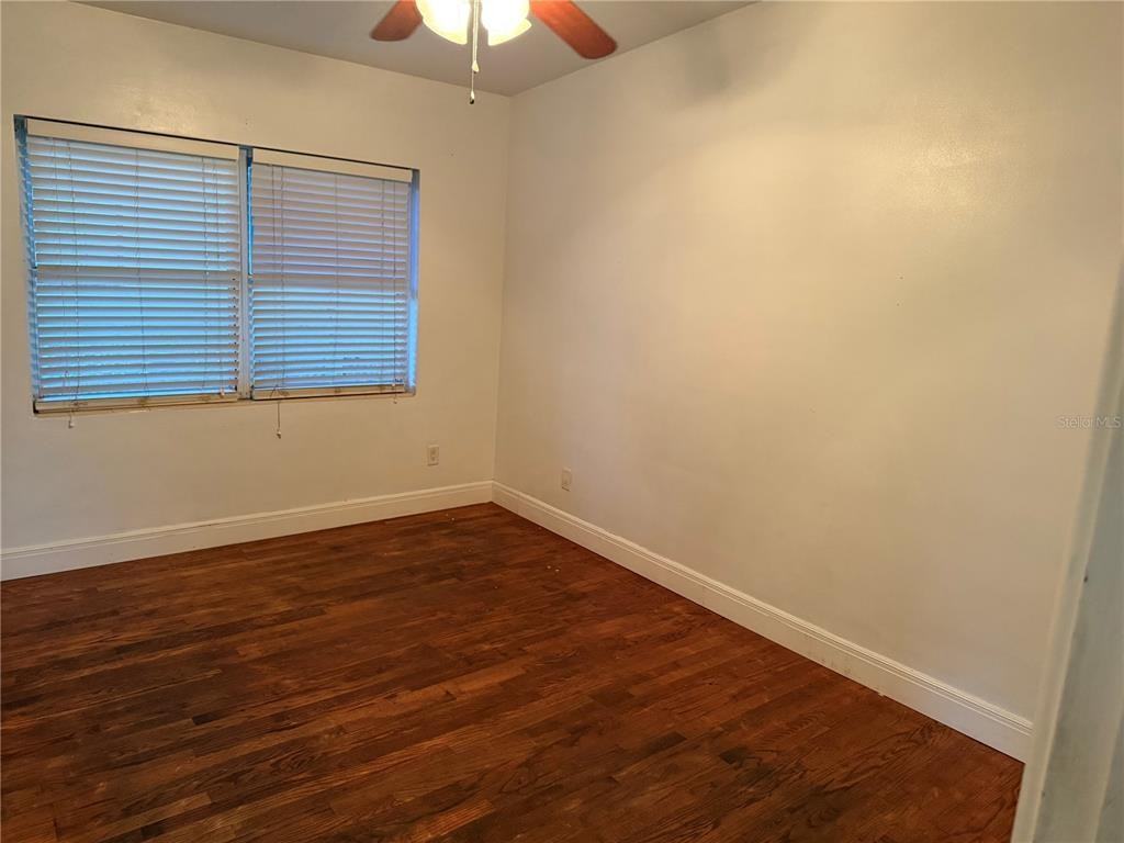 2428 Pershing Ave #2428 - Photo 3 of 19