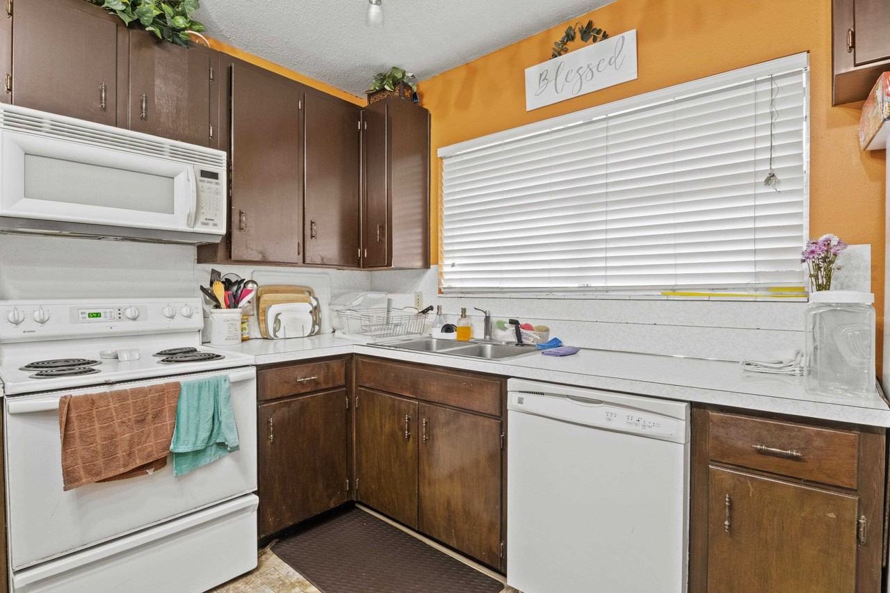 204 Ruby Hubbard Way #204 - Photo 5 of 30