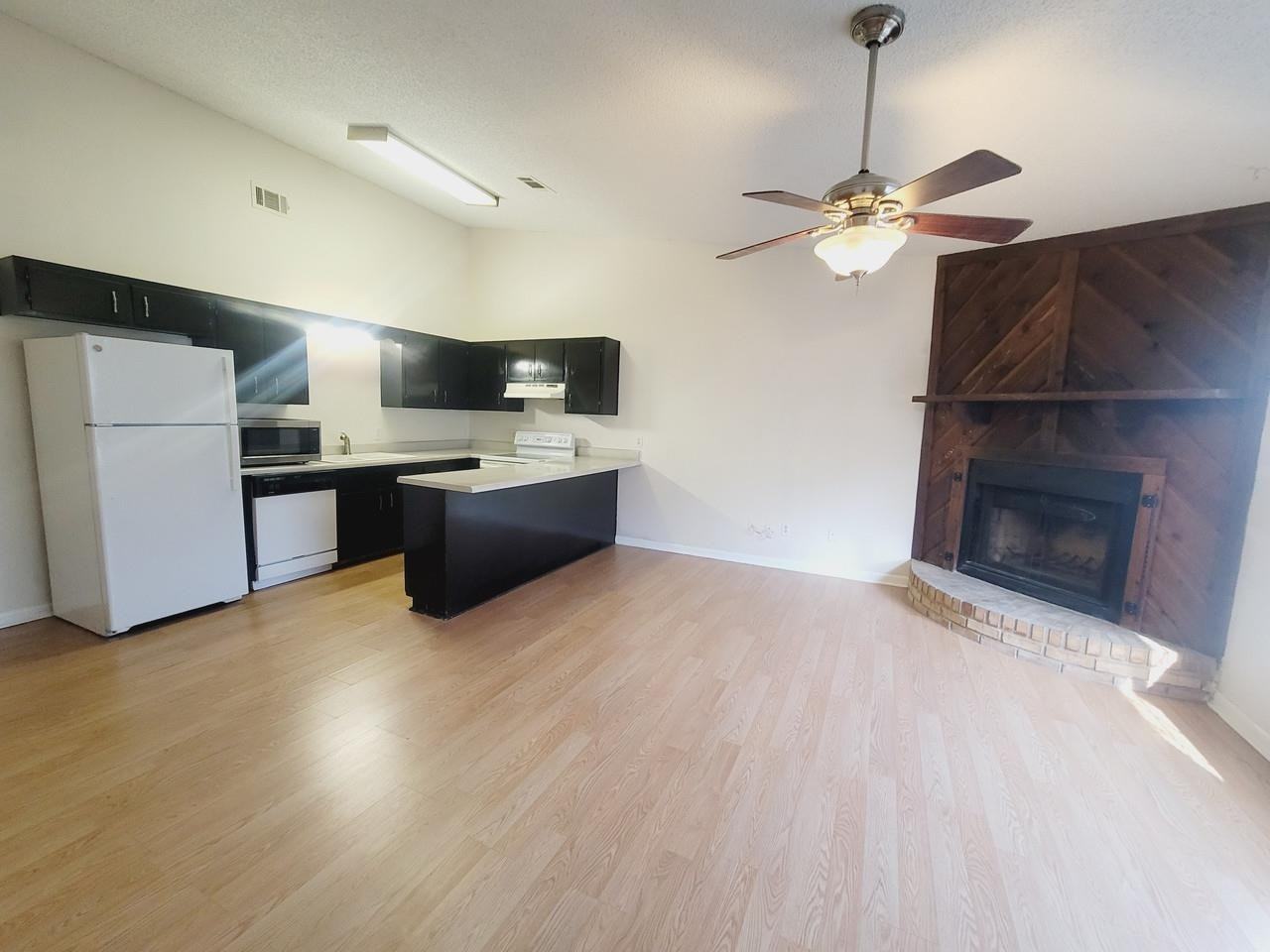 3986 Breezee Ct #3986 - Photo 6 of 18