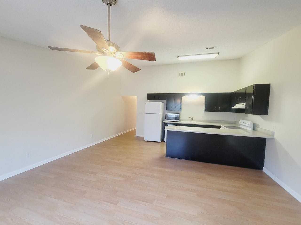 3986 Breezee Ct #3986 - Photo 7 of 18