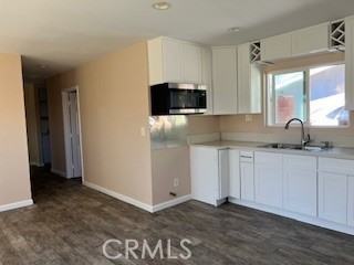 26186 Girard St #26186 - Photo 6 of 8