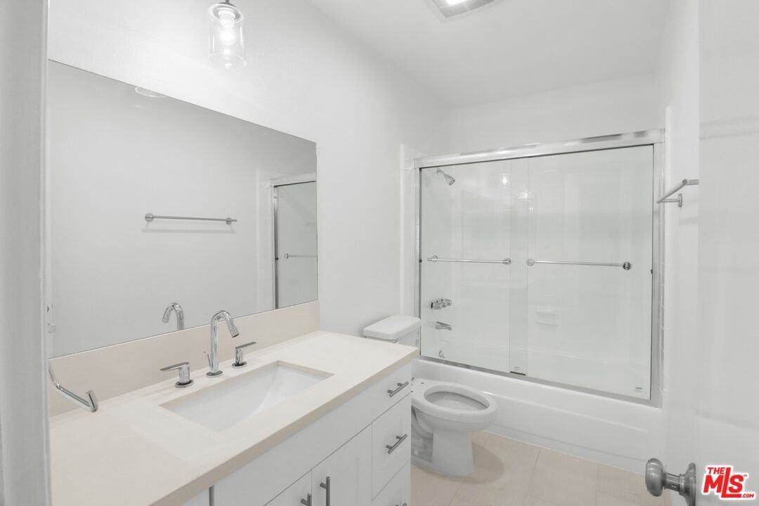 1114 12th St #1114-103 - Photo 3 of 28