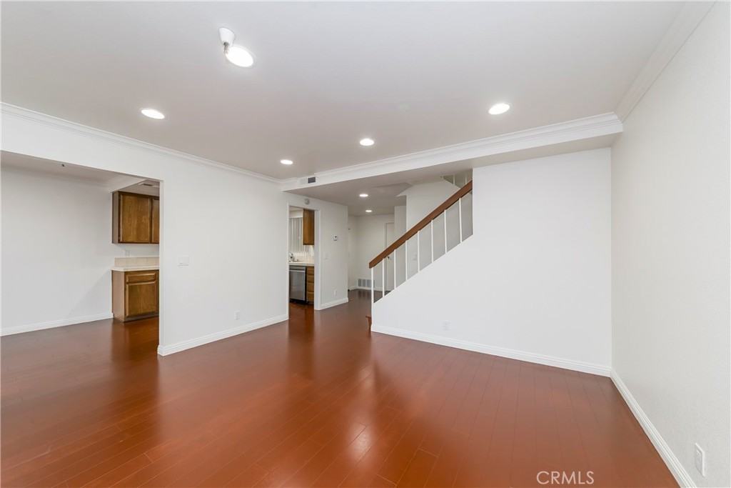 8466 Kington Way #8466 - Photo 2 of 20