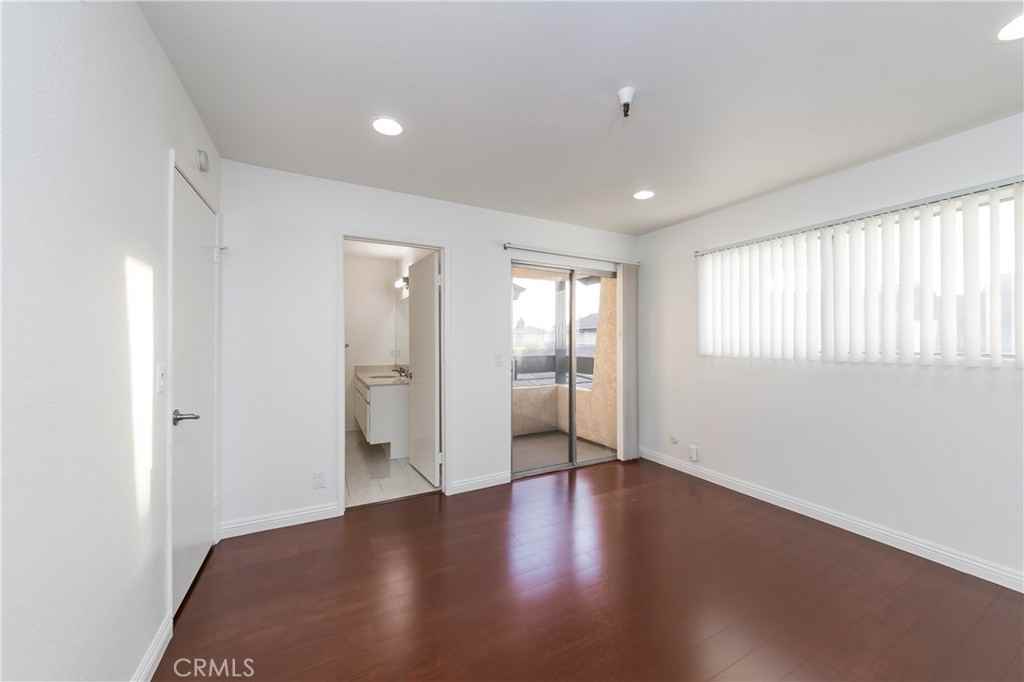 8466 Kington Way #8466 - Photo 6 of 20