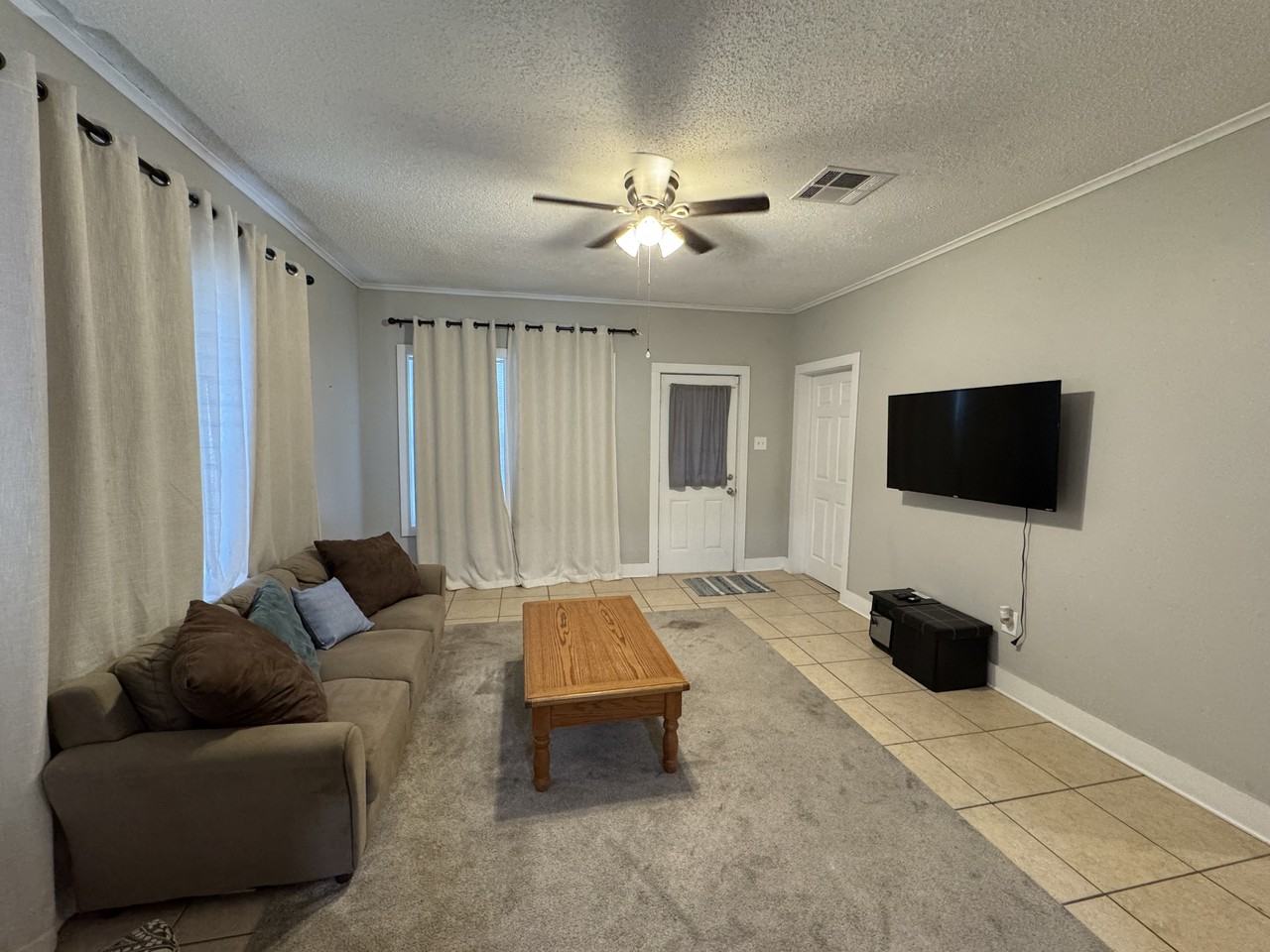 310 S Riverfront St #NA - Photo 7 of 10