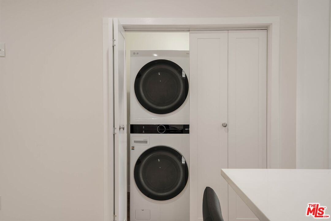 2494 1/2 Loy Ln #2494 - Photo 7 of 19