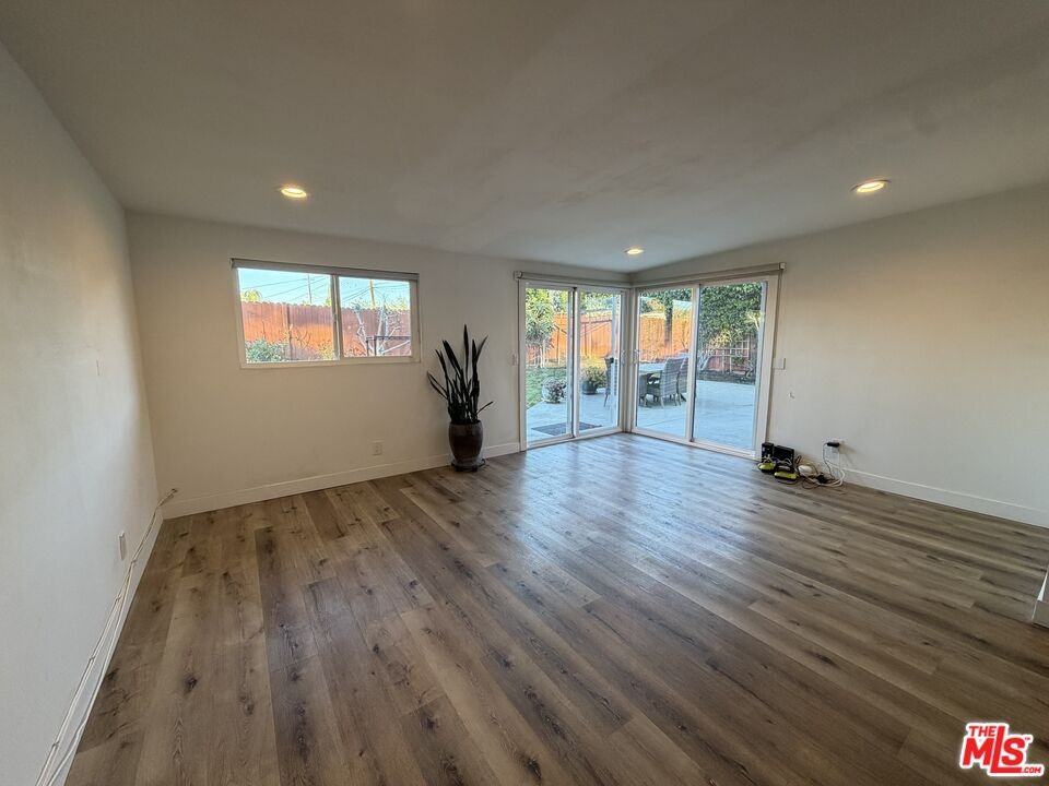 8541 Dempsey Ave #8541 - Photo 5 of 22