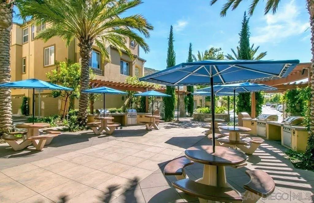 2329 Sentinel Ln #2329 - Photo 5 of 11