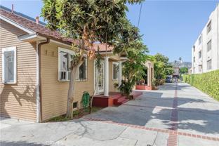 5124 De Longpre Ave - Photo 1 of 1