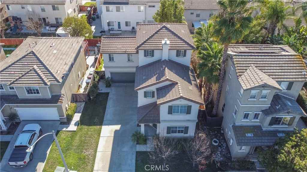 39689 Chambray Dr #39689 - Photo 2 of 12