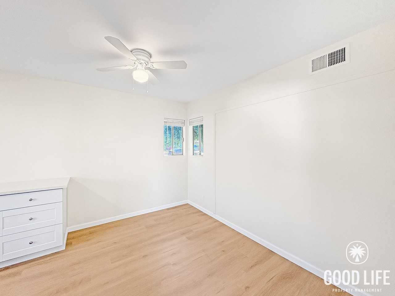 570 La Rue Way - Photo 4 of 18