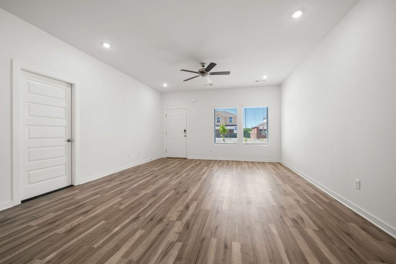 Flyway Meadows - Photo 5 of 42