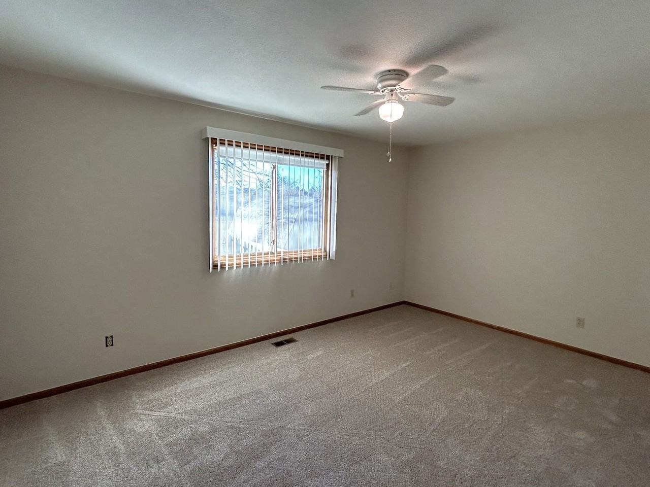 3507 Riva Ridge Dr - Photo 6 of 15