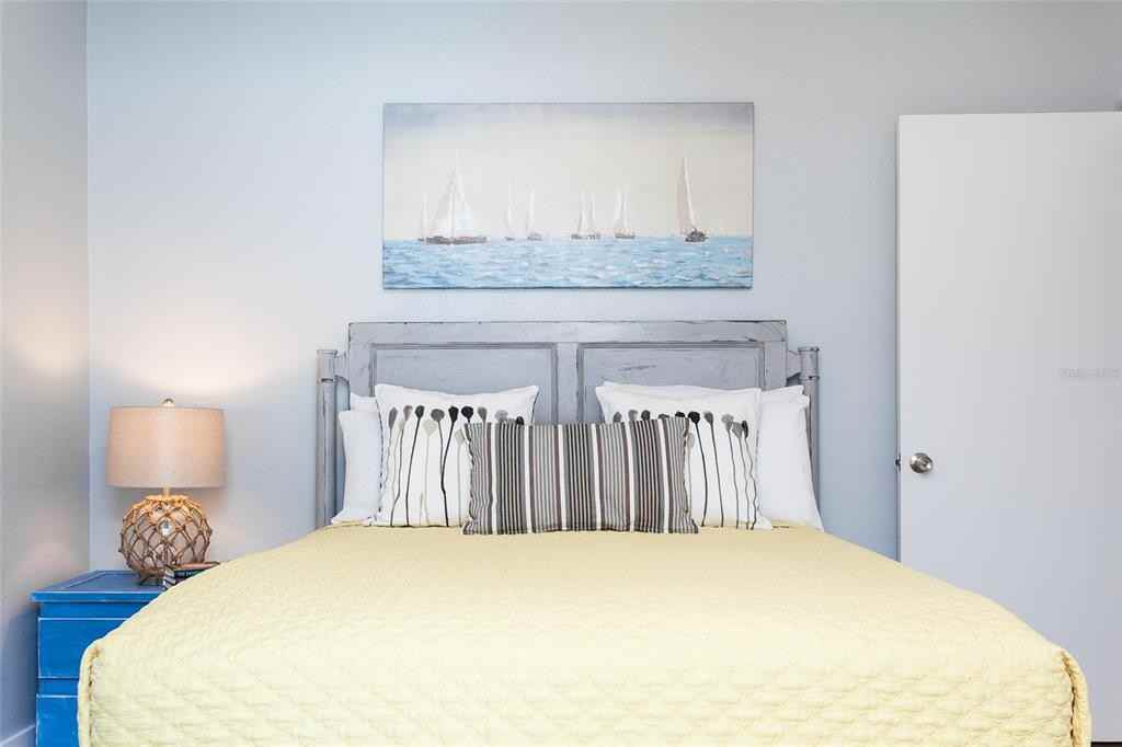 407 E Crystal Lake St #407 - Photo 5 of 39