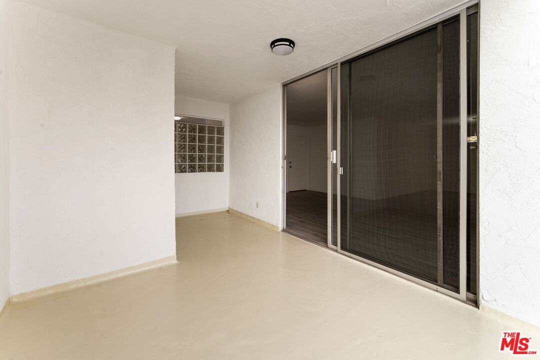 1114 12th St #1114-206 - Photo 5 of 27