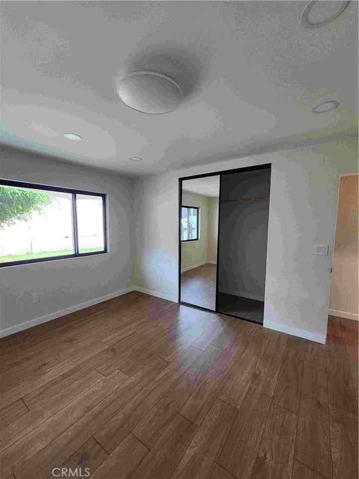 7129 Saranac St #7129 - Photo 3 of 20