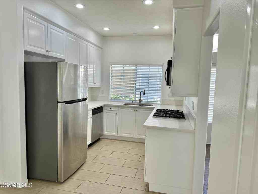 495 Novara Way #495 - Photo 3 of 15