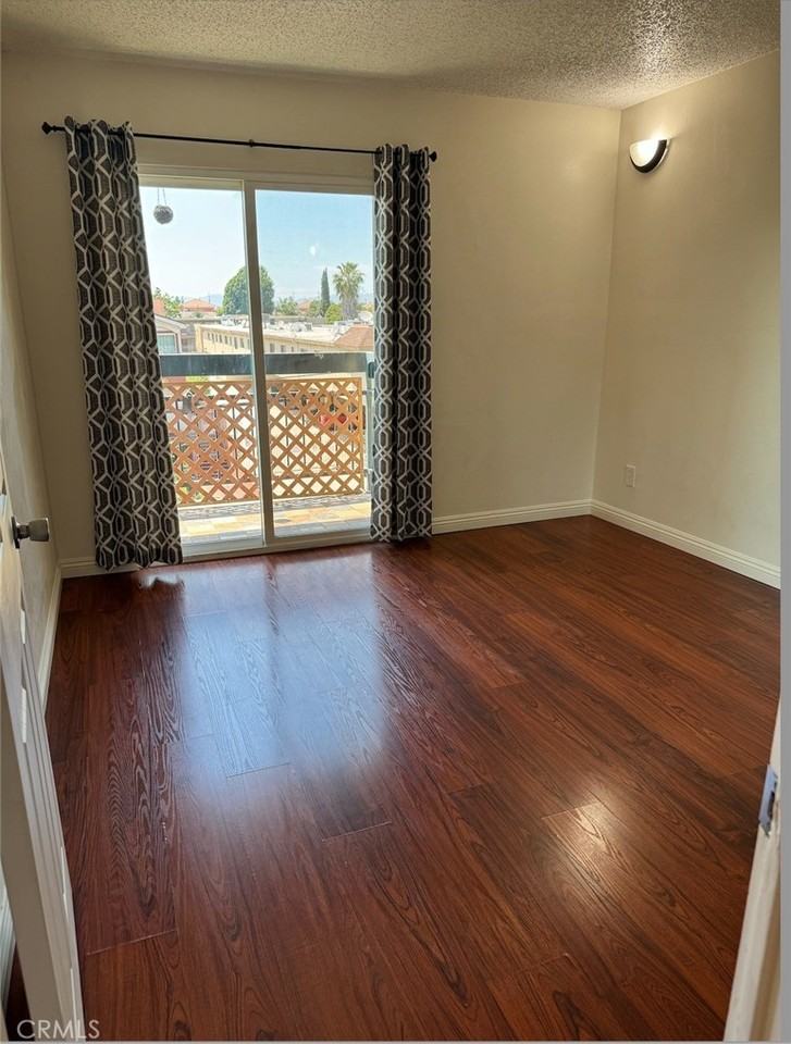 9014 Burnet Ave #9014-201 - Photo 6 of 44