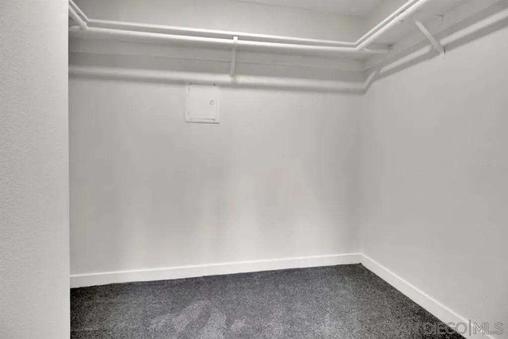 609 Beyer Way #609-301 - Photo 3 of 16