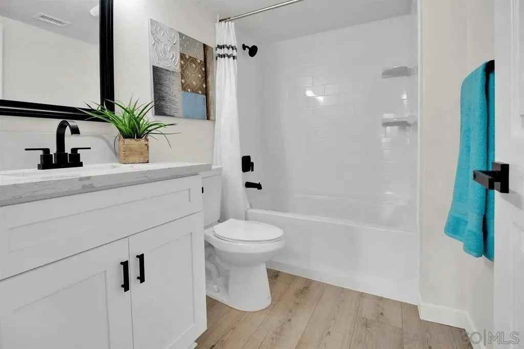 609 Beyer Way #609-301 - Photo 5 of 16