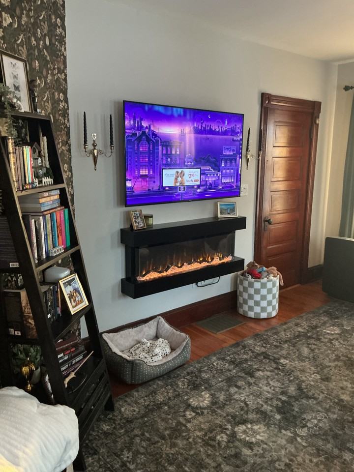 240 Common St #1 - Photo 3 of 18