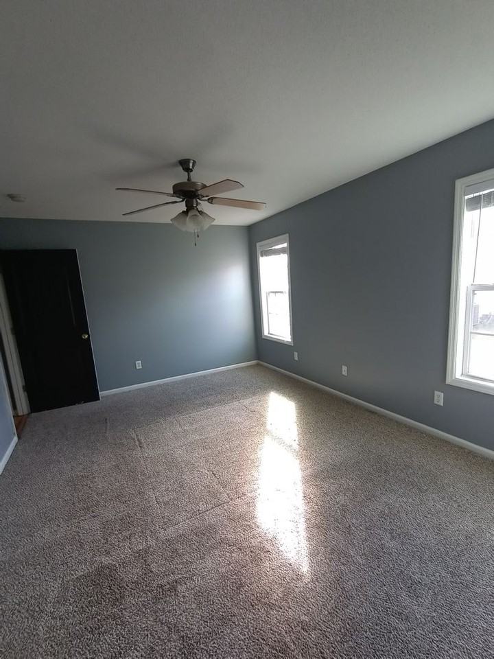 1437 Hesperia Cir - Photo 6 of 21