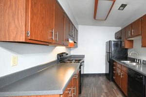 featured image of 3260 Raven Oaks Dr