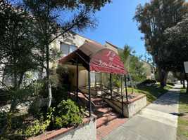 featured image of 987 E Del Mar Blvd
