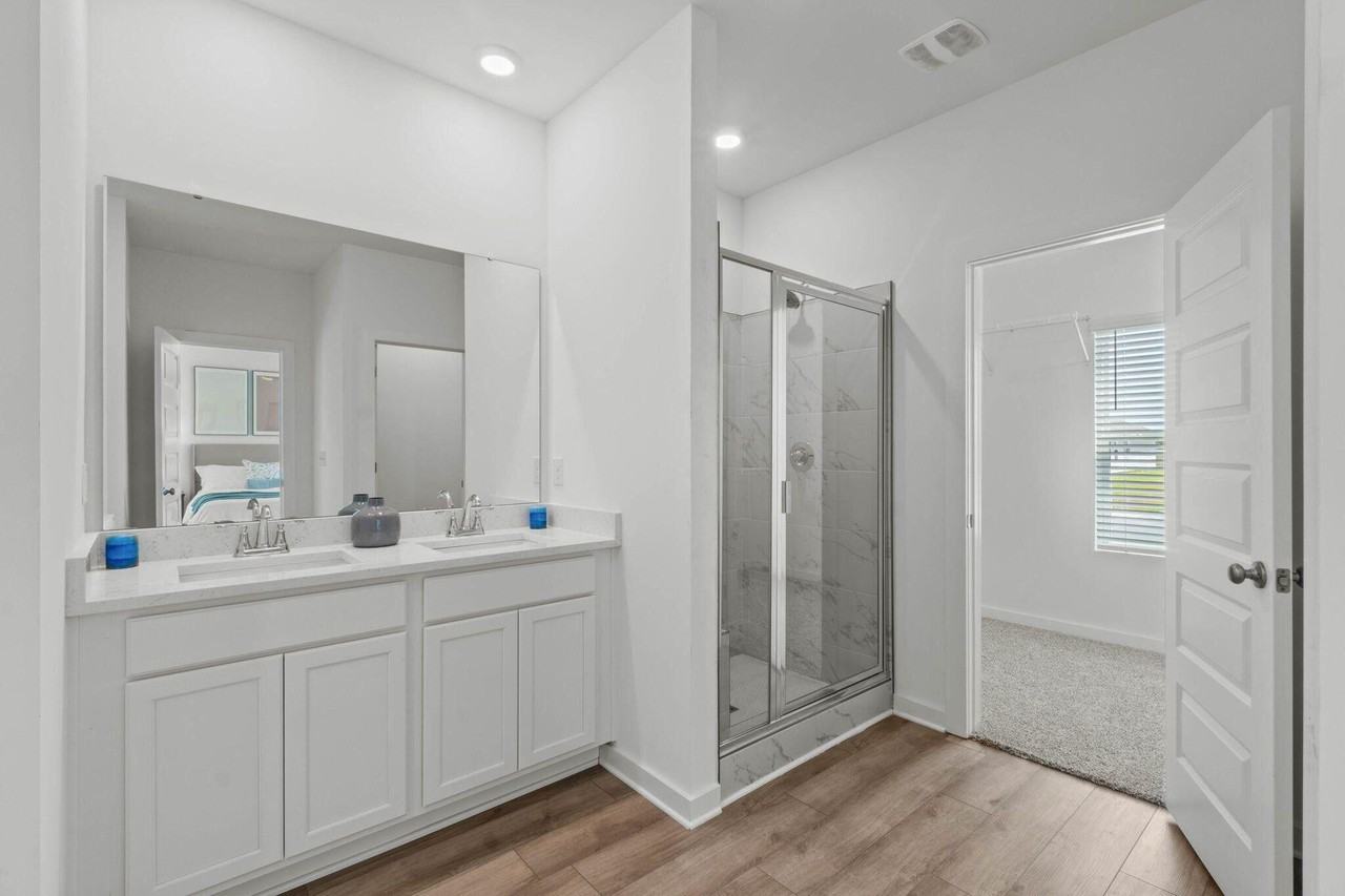 423 Arrowwood Blvd #423 - Photo 6 of 33