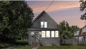 featured image of 431 22nd St N #NA