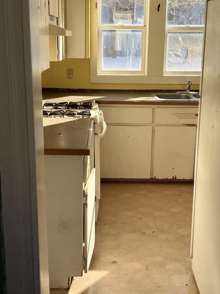 431 22nd St N #NA - Photo 7 of 14