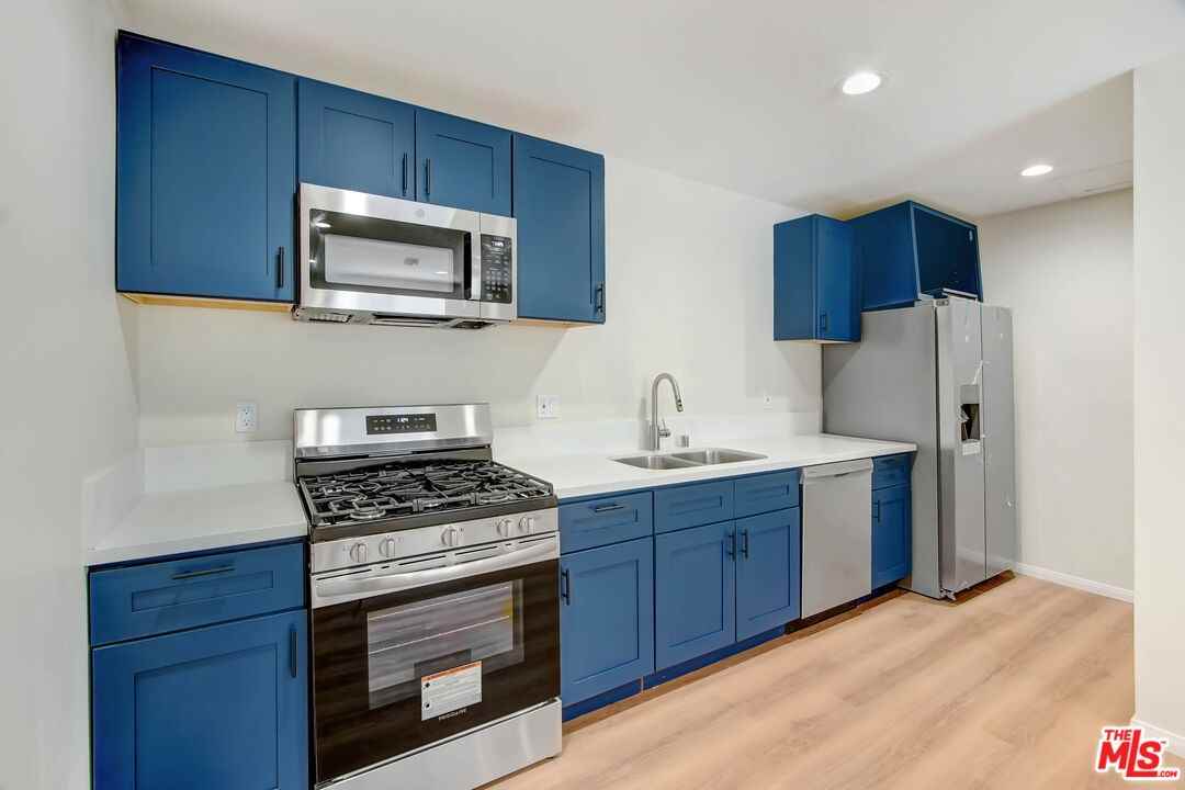 613 Pico St #613 - Photo 2 of 10