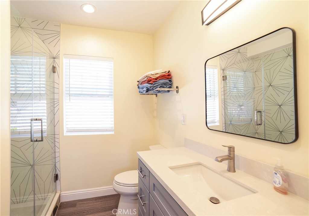 1702 S 8th St #1702 - Photo 4 of 16