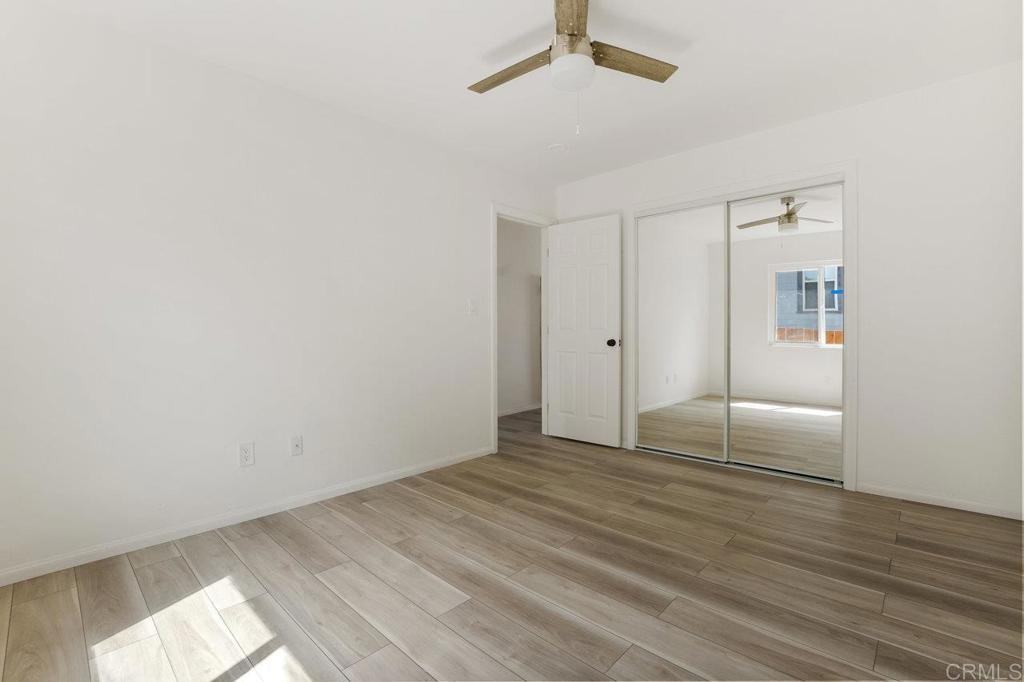 248 28th St #248 - Photo 4 of 26